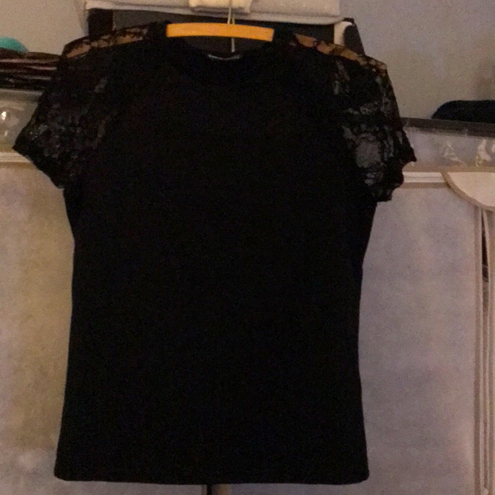 SHEIN size small black lace sleeve t-shirt